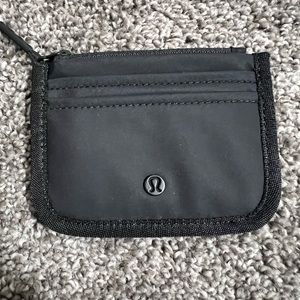 Lululemon True Identity card case